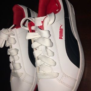 Boys brand new PUMA